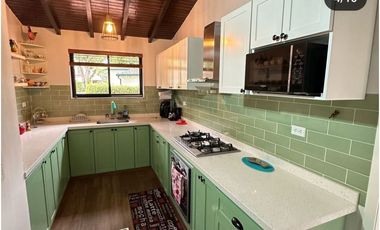 Casa Lote a la Venta en Lagos del Cacique
