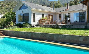 Leon Propiedades vende casa en condominio sector Miraflores, Curacaví.