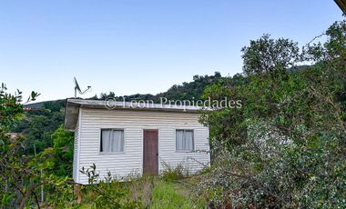 Leon Propiedades vende casa en condominio sector Miraflores, Curacaví.