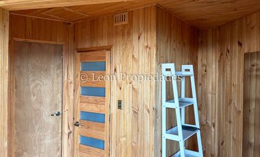 Leon Propiedades vende casa en condominio sector Miraflores, Curacaví.