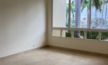 Samborondón, Alquilo Excelente Casa de 6 dormitorios