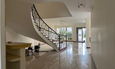 Samborondón, Alquilo Excelente Casa de 6 dormitorios