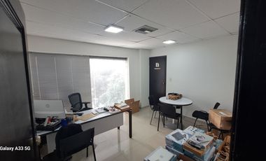 Se vende oficina en Prado office Center Barranquilla