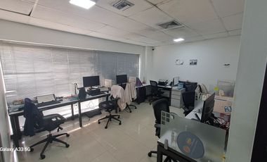Se vende oficina en Prado office Center Barranquilla
