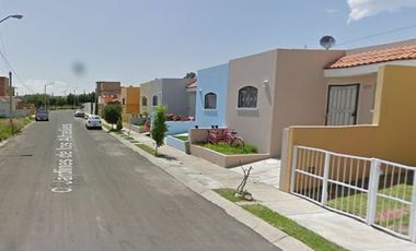 REMATO CASA  EN JARDINES DEL VERGEL ZAPOPAN