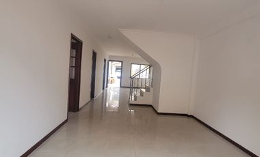 En venta casa de 4 dormitorios en Ciudad Celeste etapa La Marina