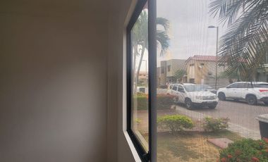 En venta casa de 4 dormitorios en Ciudad Celeste etapa La Marina