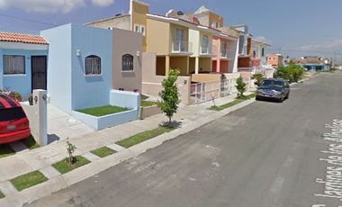 REMATO CASA EN JARDINES DEL VERGEL ZAPOPAN
