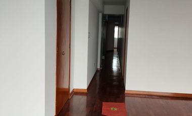 Luminoso departamento de 3 dormitorios en Surquillo - venta