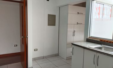 Luminoso departamento de 3 dormitorios en Surquillo - venta