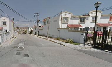 Casa en Remante Bancario.  **Fantástica oportunidad que no puede dejar pasar**