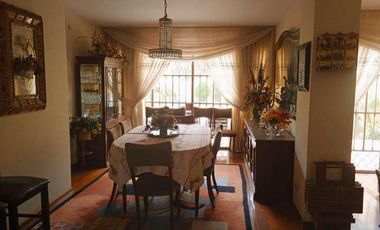 VENDO HERMOSA CASA CON JARDINES Y PISCINA EN SAN ISIDRO Y CERCA A LA AV. JAVIER PRADO