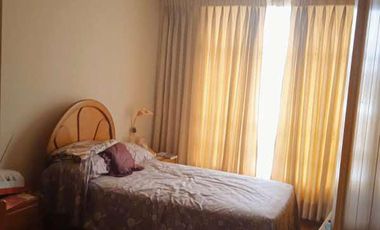 VENDO HERMOSA CASA CON JARDINES Y PISCINA EN SAN ISIDRO Y CERCA A LA AV. JAVIER PRADO