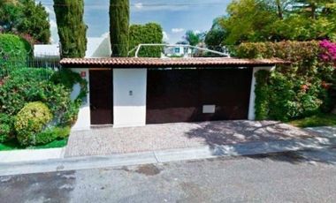 CASA EN VENTA EN JURIQUILLA