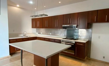 CASA EN VENTA EN JURIQUILLA