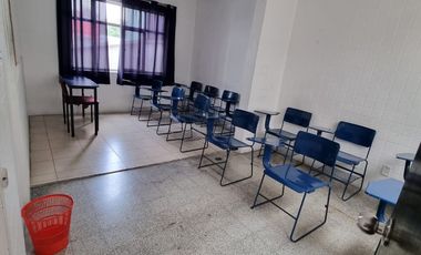 SE RENTA OFICINA EN LA COL. JARDIN BALBUENA