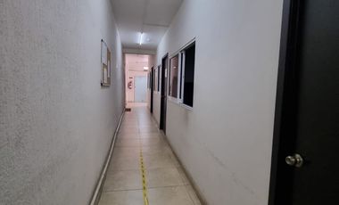 SE RENTA OFICINA EN LA COL. JARDIN BALBUENA