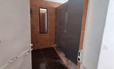 SE RENTA OFICINA EN LA COL. JARDIN BALBUENA