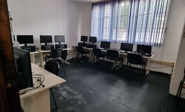 SE RENTA OFICINA EN LA COL. JARDIN BALBUENA