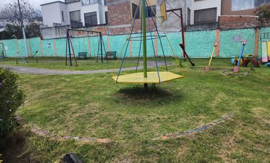SE ARRIENDA APTO ZONA NORTE CONJ CERRADO