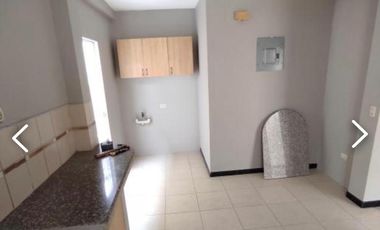Via Daule, Alquilo Hermosa Casa en Urbanización Privada