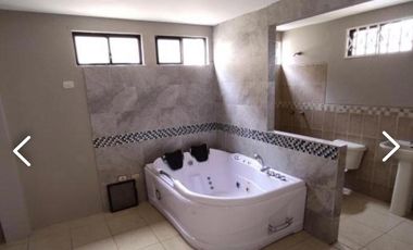 Via Daule, Alquilo Hermosa Casa en Urbanización Privada