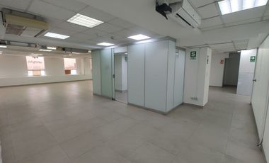 𝗦𝗔𝗡 𝗜𝗦𝗜𝗗𝗥𝗢: 𝗔𝗠𝗣𝗟𝗜𝗔 𝗢𝗙𝗜𝗖𝗜𝗡𝗔 𝗘𝗡 𝗩𝗘𝗡𝗧𝗔