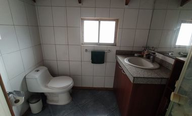 Venta hermosa casa a pasos de Autopista Central