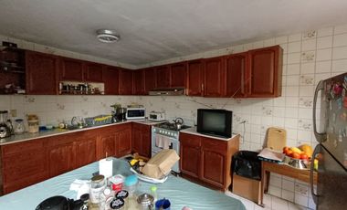 Casa Como Terreno O Inversionistas Que Desean Ampliar Su Negocio En Santiago de Surco