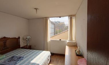 Casa Como Terreno O Inversionistas Que Desean Ampliar Su Negocio En Santiago de Surco