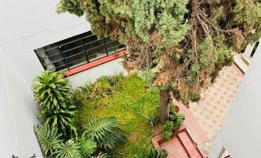 Venta casa antigua en Col. Roma Norte: 570m2, 3 recámaras, 5 baños, 4 estac.