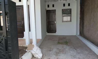 LANGSUNG PEMILIK 081843----, RUMAH CANTIK DIJUAL DI TAROGONG GARUT