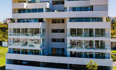RENTA - MAJESTUOSO PENTHOUSE VEDANA 
