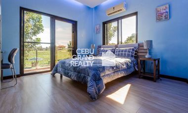 Elegant Family Home with Swimming Pool in Amara Subdivision