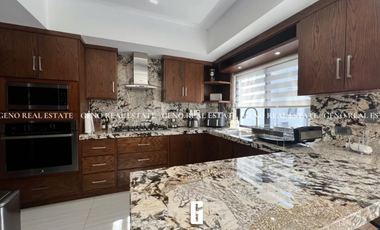 CASA EN VENTA EN QUINTAS DEL SOL REMODELADA Y CON ALBERCA