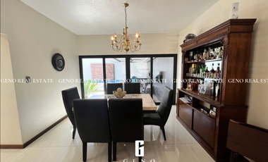 CASA EN VENTA EN QUINTAS DEL SOL REMODELADA Y CON ALBERCA