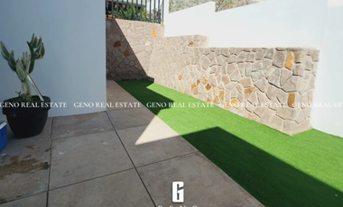 CASA EN VENTA EN BOSQUES DEL VALLE CON PATIO AMPLIO
