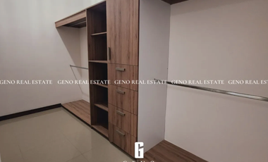 CASA EN VENTA EN BOSQUES DEL VALLE CON PATIO AMPLIO