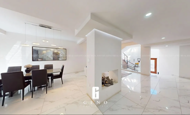 CASA EN VENTA EN QUINTAS DEL SOL REMODELADA Y CON VESTIDOR AMPLIO