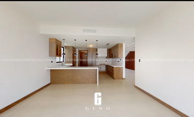 CASA EN VENTA EN BOSQUE REAL CON ACABADOS MODERNOS