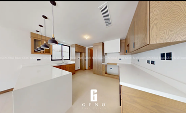 CASA EN VENTA EN BOSQUE REAL CON ACABADOS MODERNOS