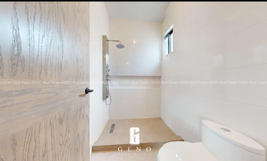 CASA EN VENTA EN BOSQUE REAL CON ACABADOS MODERNOS