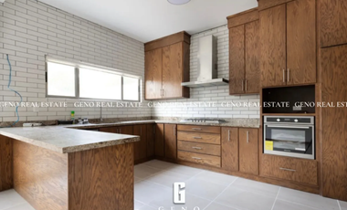 CASA EN VENTA EN BOSQUES DEL VALLE CON ESPACIOS AMPLIOS