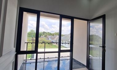 Rumah Kembar Modern Elegan di Sleman 7 menit ke Kampus UII