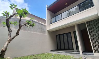 Rumah Kembar Modern Elegan di Sleman 7 menit ke Kampus UII