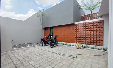 Rumah Artistik Siap Huni di Sleman dekat Sleman City Hall