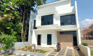 Rumah Elegan di Lokasi Favorit Palagan Sleman dekat Hotel Hyatt