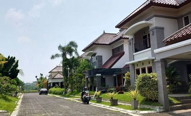 Rumah Mewah Terawat di Perumahan Merapi View