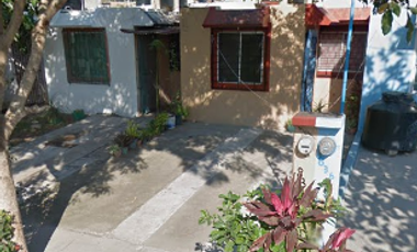 Casa en Remante Bancario.  **Fantástica oportunidad que no puede dejar pasar**