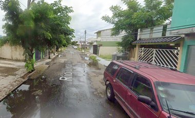 Casa en Remante Bancario.  **Fantástica oportunidad que no puede dejar pasar**